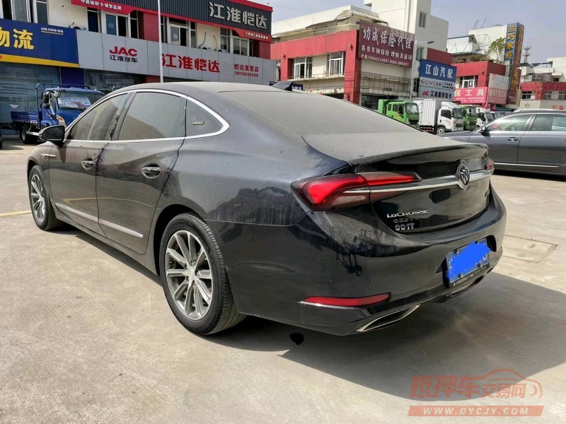 淮南21年别克君越7