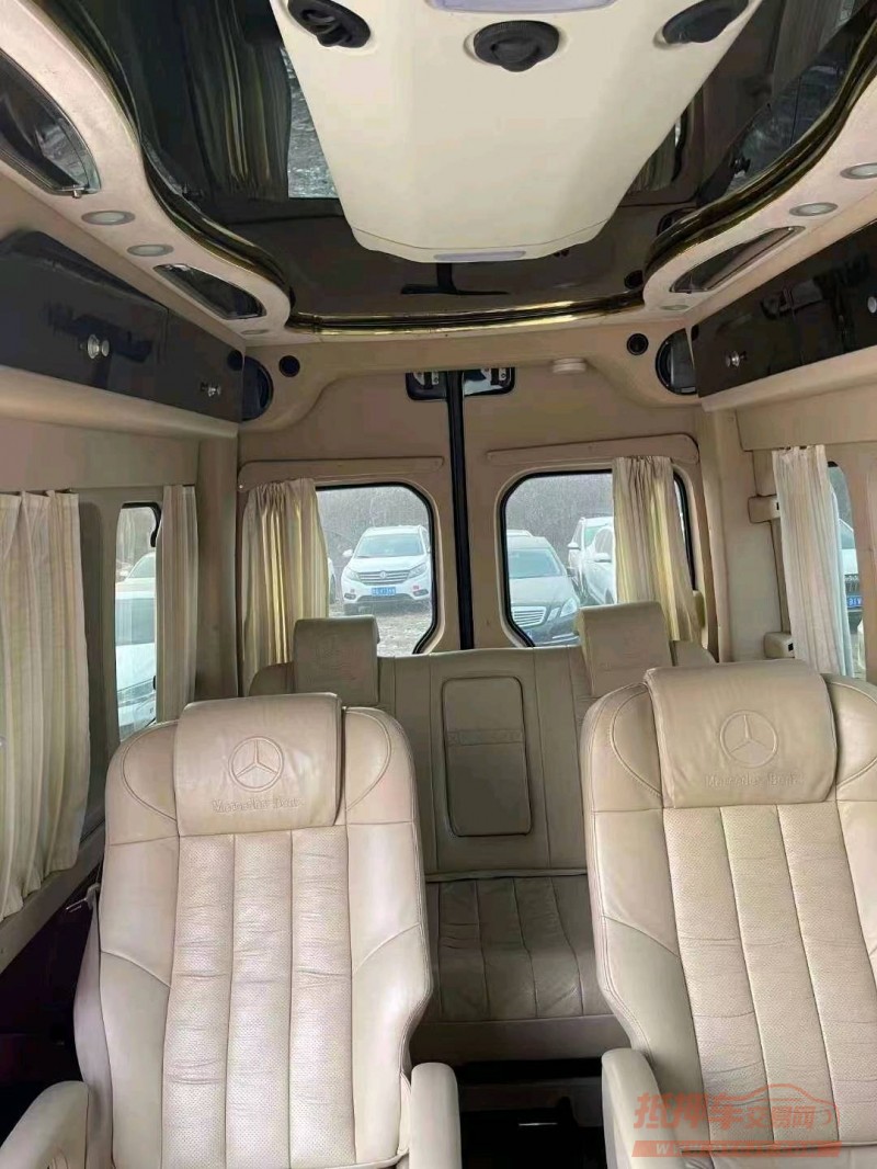 临沂12年奔驰斯宾特5