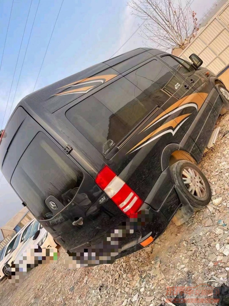 临沂12年奔驰斯宾特7