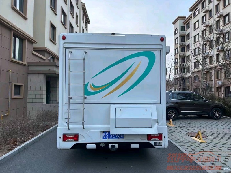 邯郸19年依维柯房车3