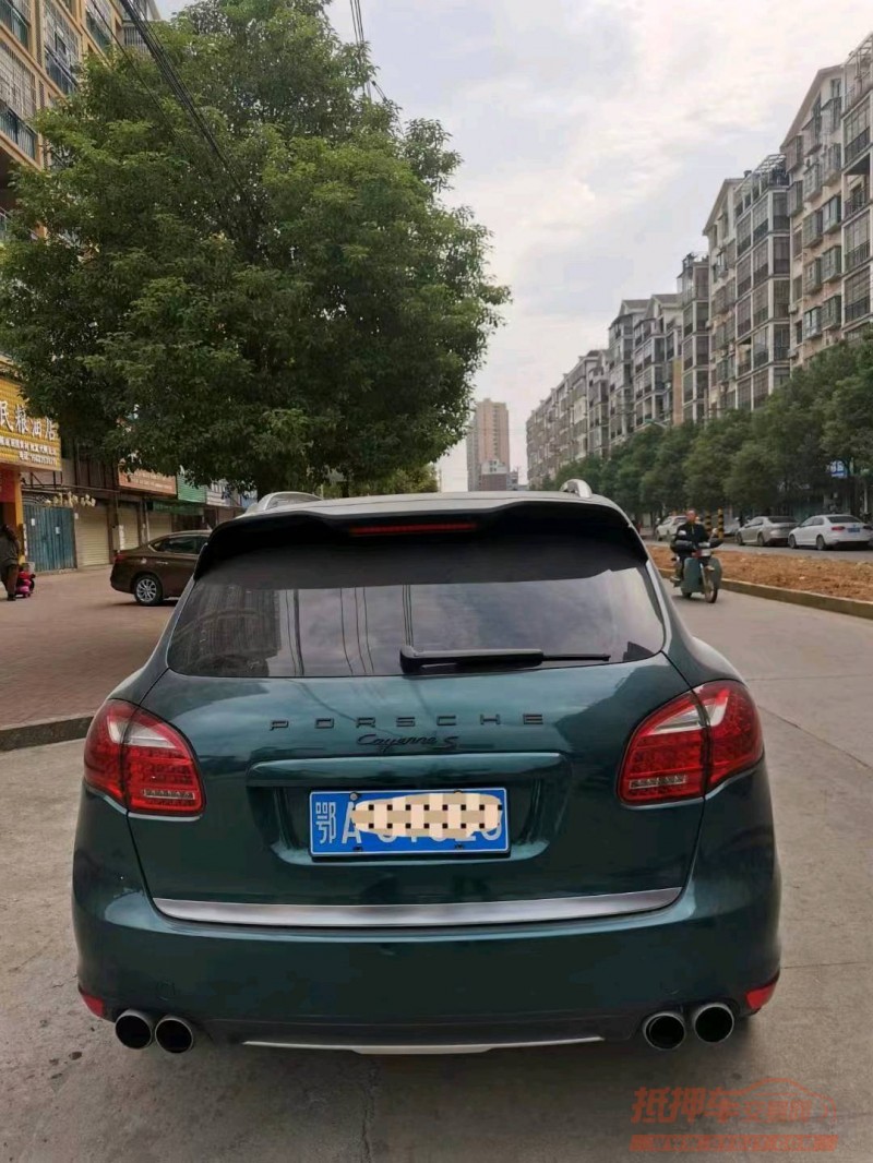 宜昌14年保时捷卡宴9