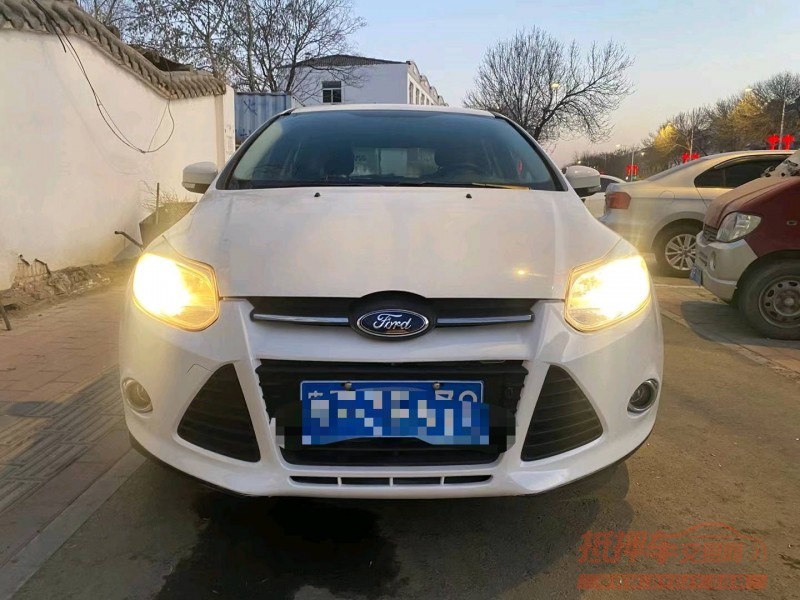 保定15年福特福克斯1