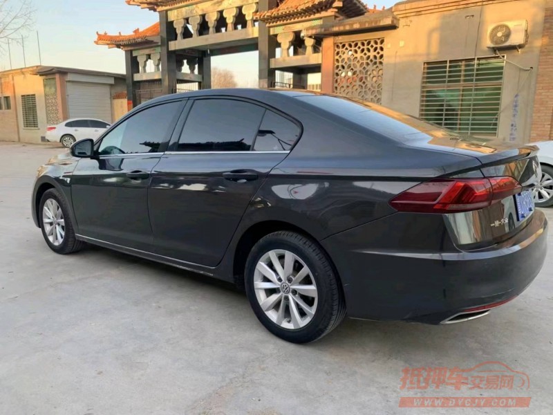 保定19年大众宝来5