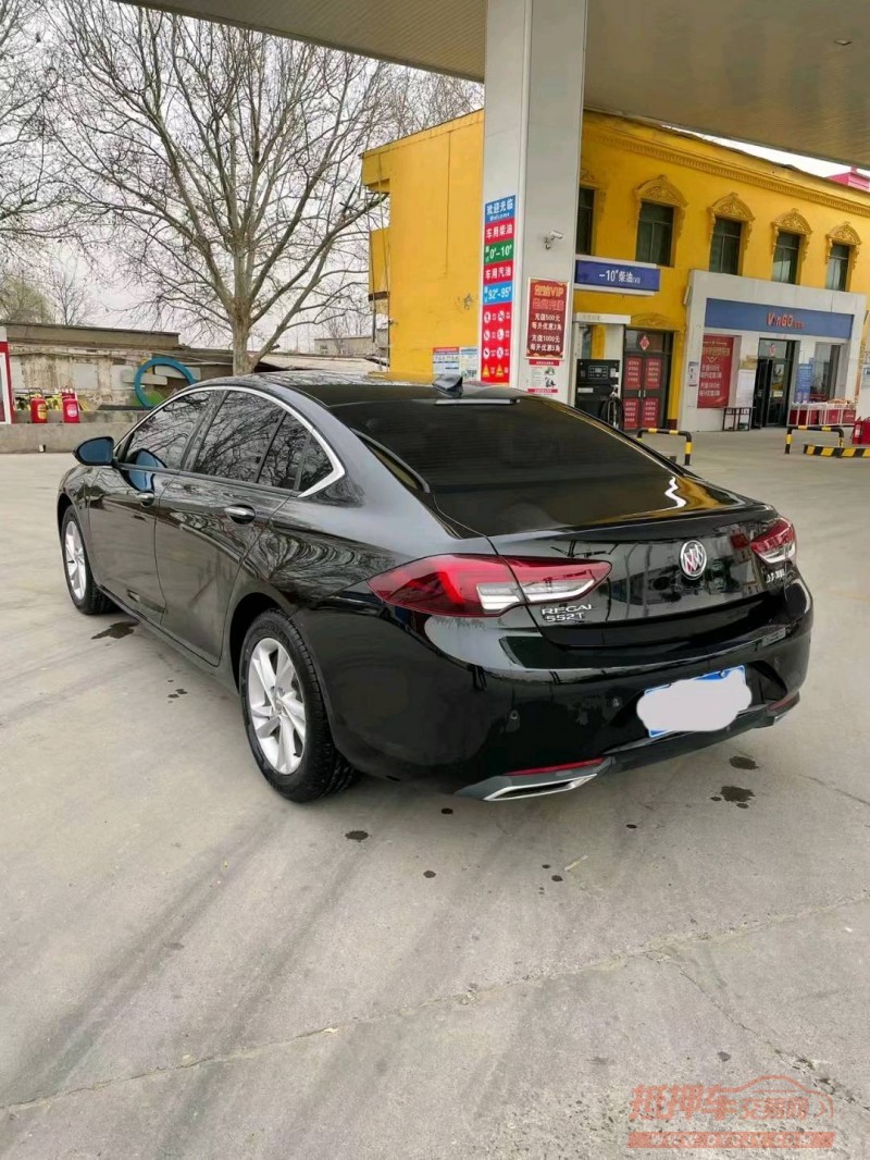 保定21年别克君威8