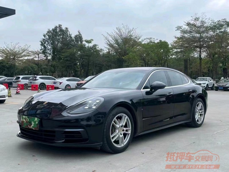 东莞19年保时捷帕拉梅拉3