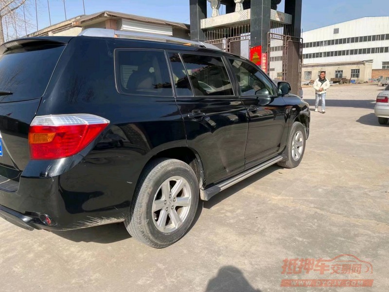 保定11年丰田汉兰达7