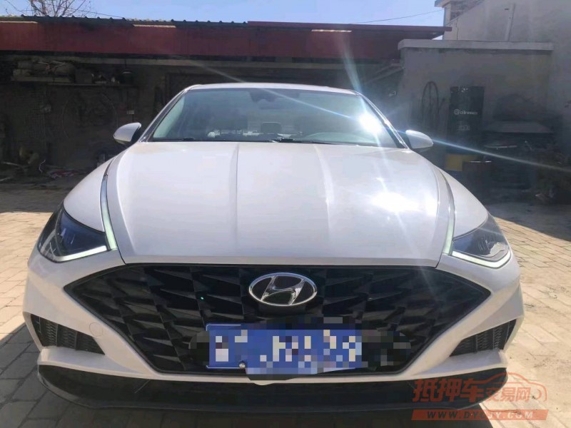 保定22年现代索纳塔十1