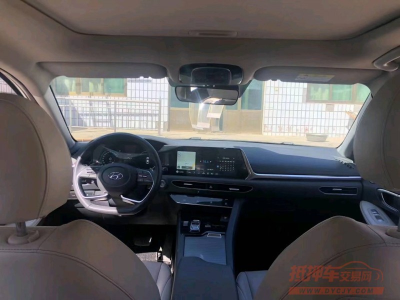 保定22年现代索纳塔十7