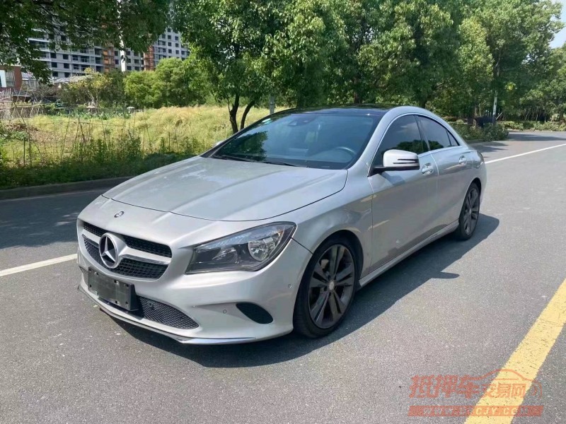 嘉兴16年奔驰CLA3