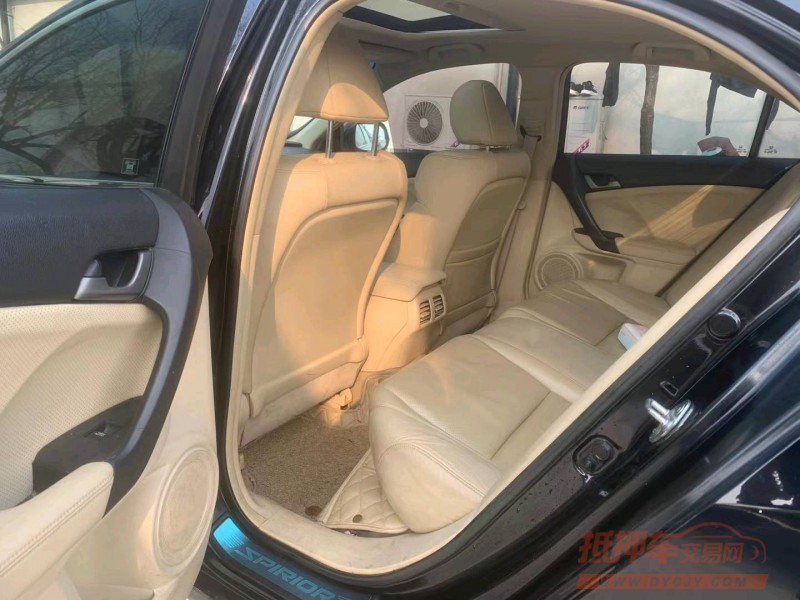 济南13年本田思铂睿3