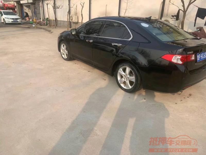 济南13年本田思铂睿5