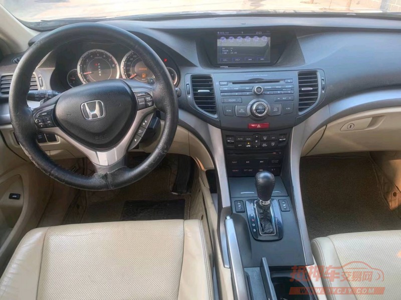 济南13年本田思铂睿6