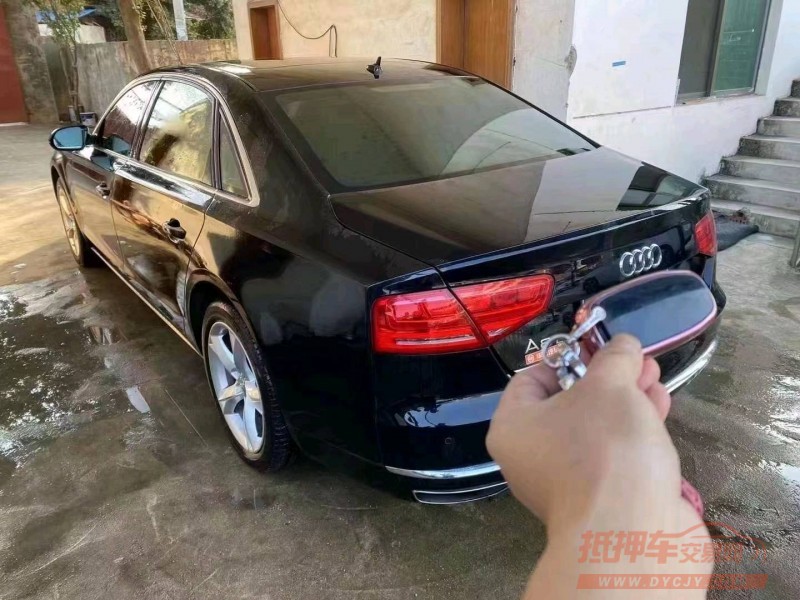 宜春12年奥迪A8L6