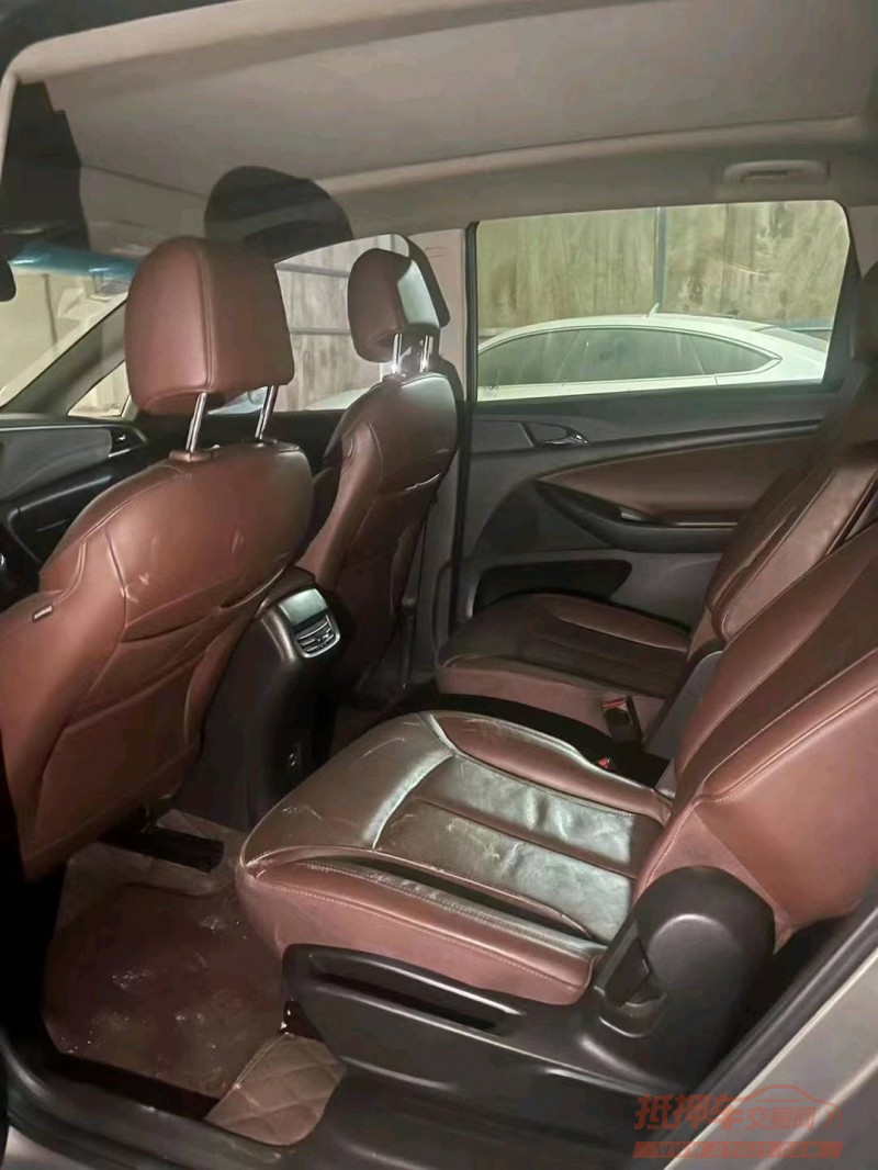 成都18年别克GL63