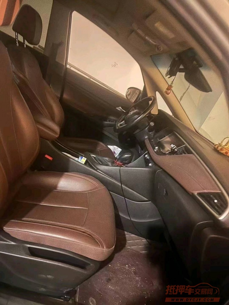 成都18年别克GL65