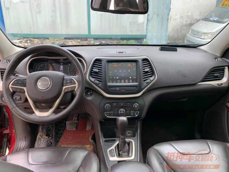 广州17年Jeep自由光6