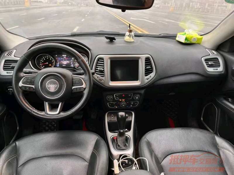 徐州17年Jeep指南者6