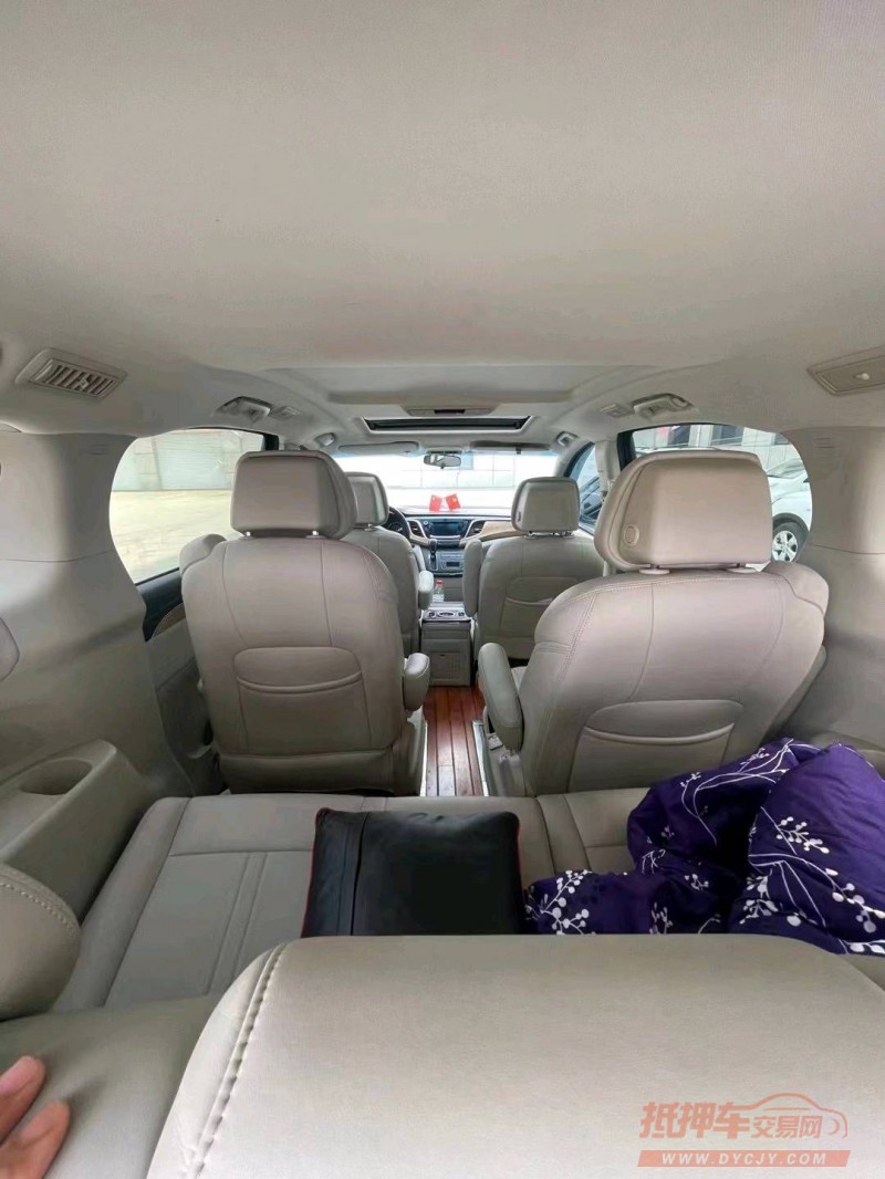 济南19年别克GL86