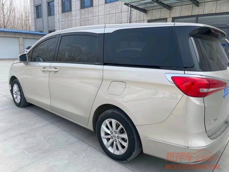 济南19年别克GL88