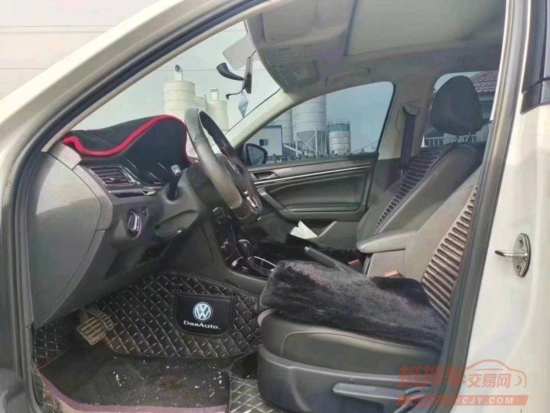 淮南17年大众蔚领7