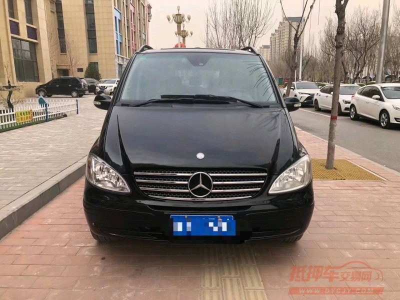 保定11年奔驰唯雅诺8