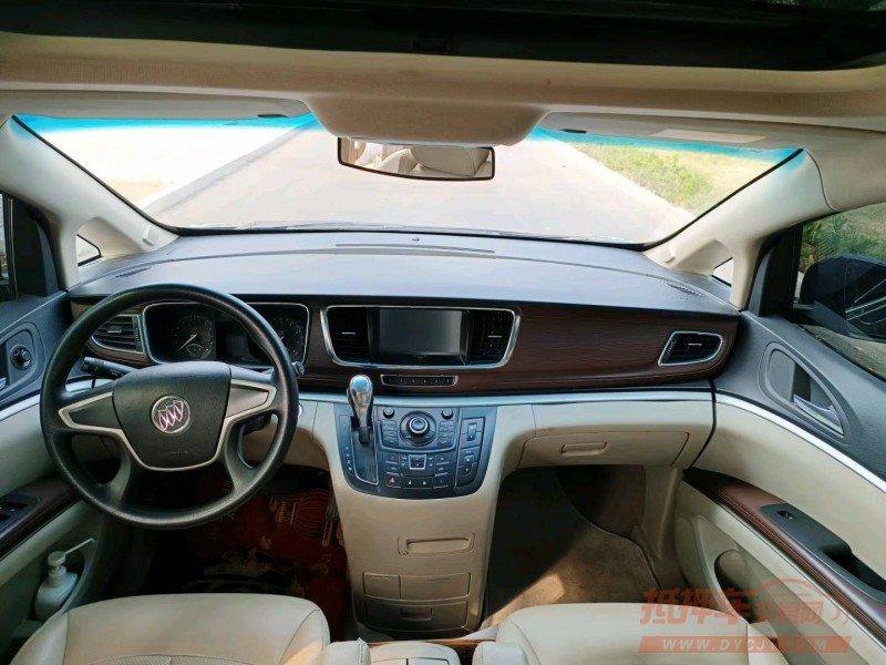 济南16年别克GL88