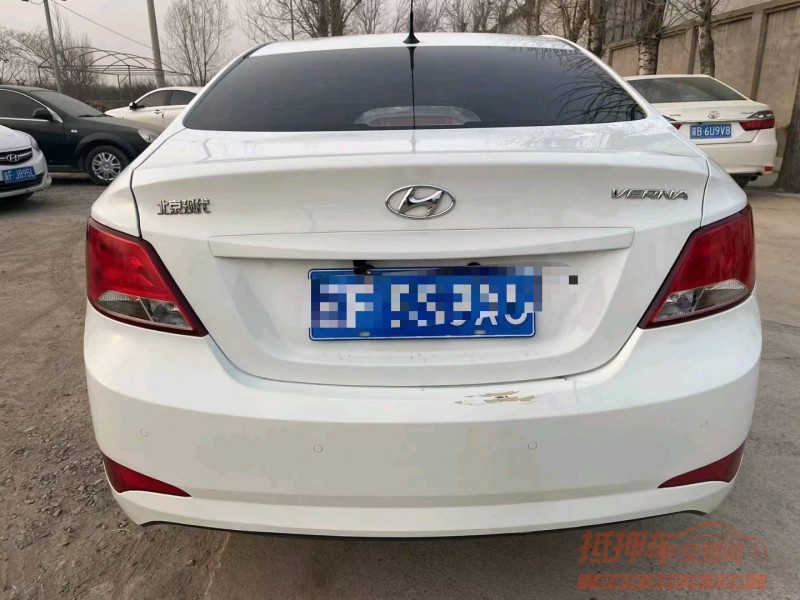 保定16年现代瑞纳9