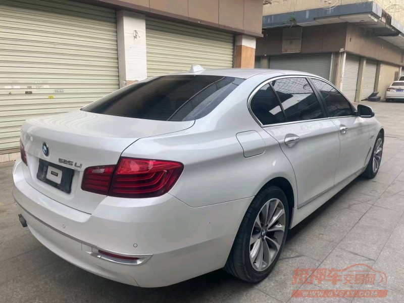 广州17年宝马5系8
