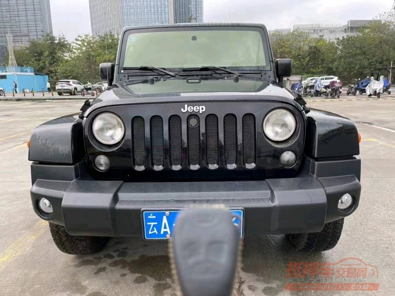 珠海17年Jeep牧马人6