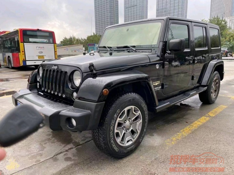 珠海17年Jeep牧马人4
