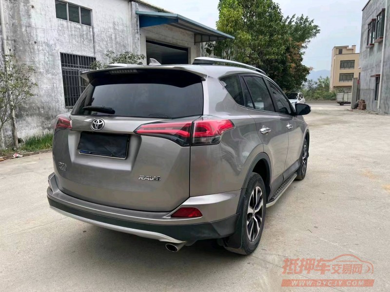 珠海17年丰田RAV4荣放8