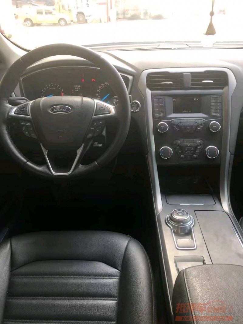 保定19年福特蒙迪欧5