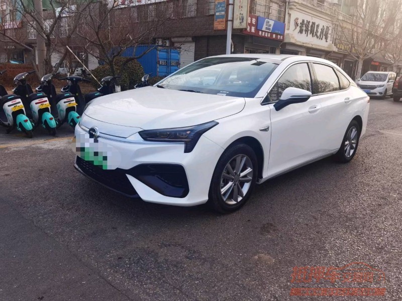 保定23年传祺埃安3