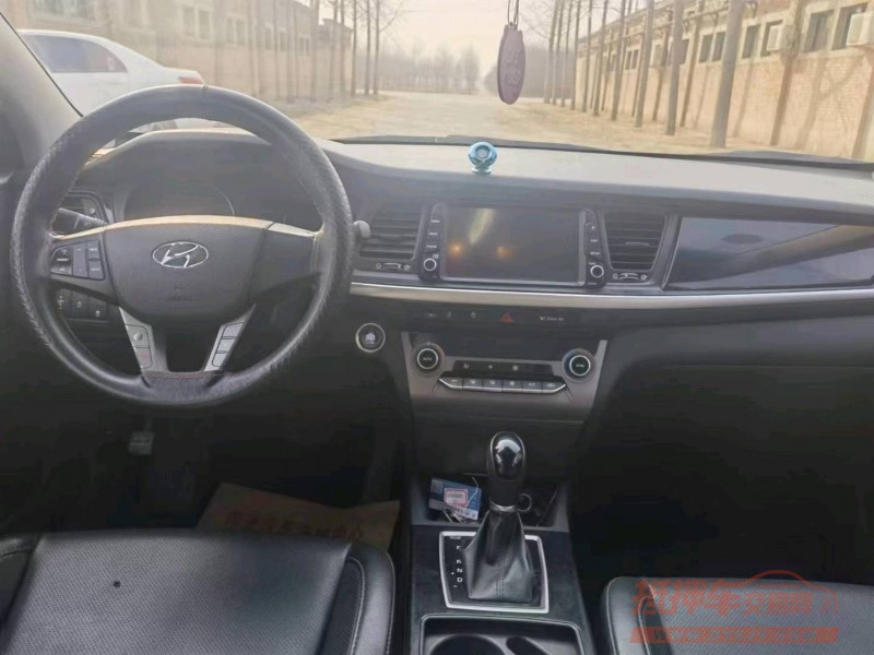 保定19年现代名图4