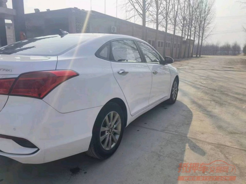 保定19年现代名图8