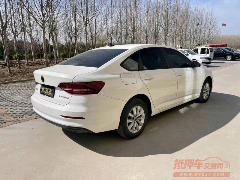 枣庄22年大众朗逸5