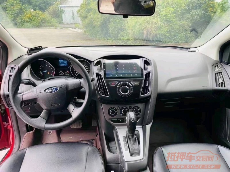 珠海15年福特福克斯5