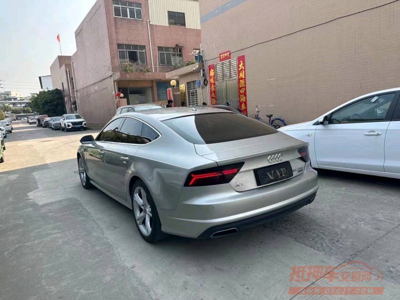 珠海16年奥迪A7L9