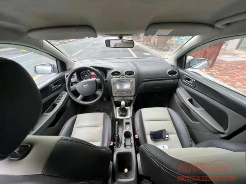 珠海11年福特福克斯9