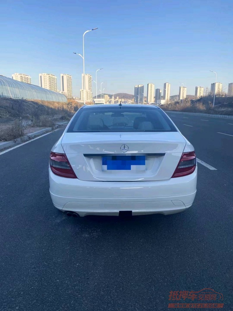 烟台11年奔驰C9