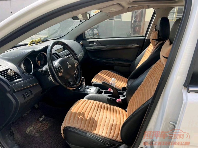 北京13年三菱翼神3