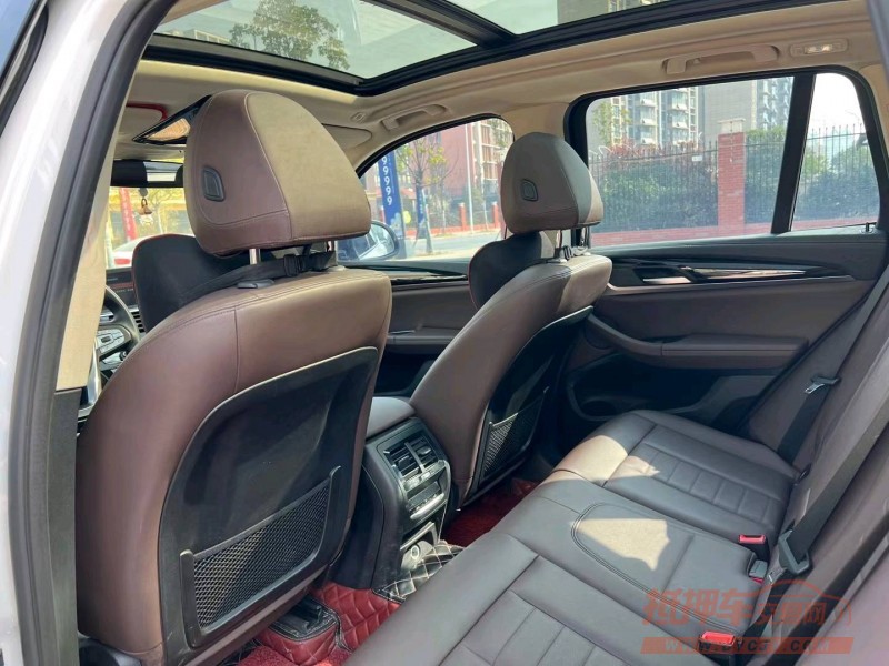 北京19年宝马X34