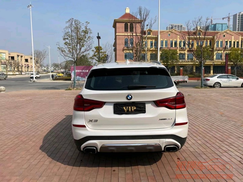 北京19年宝马X31