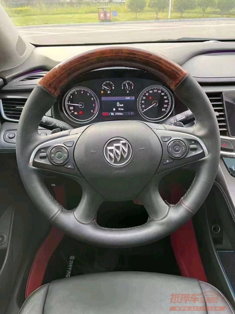 北京20年别克君越4