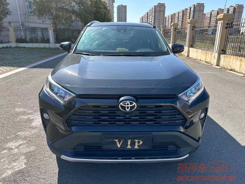 嘉兴22年丰田RAV4荣放9