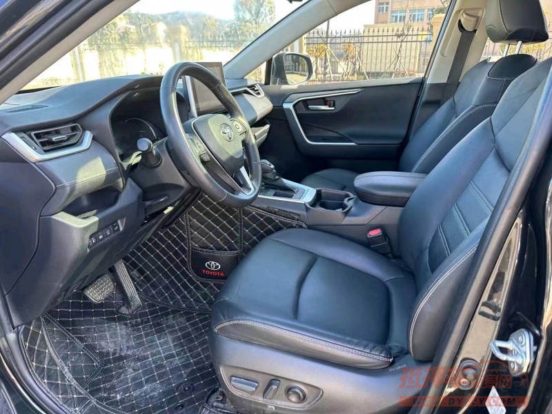嘉兴22年丰田RAV4荣放4