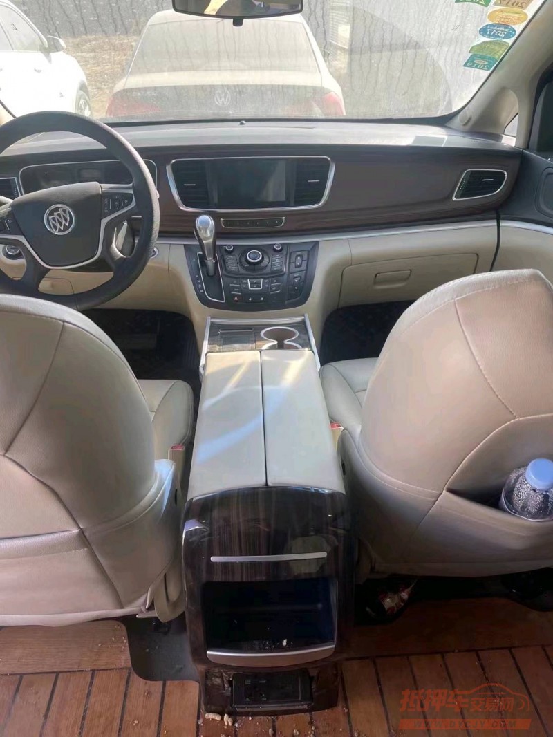 济南15年别克GL84