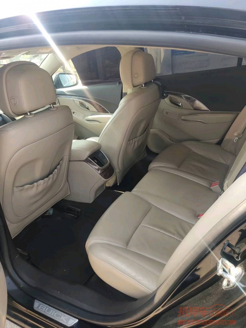 济南15年别克君越6