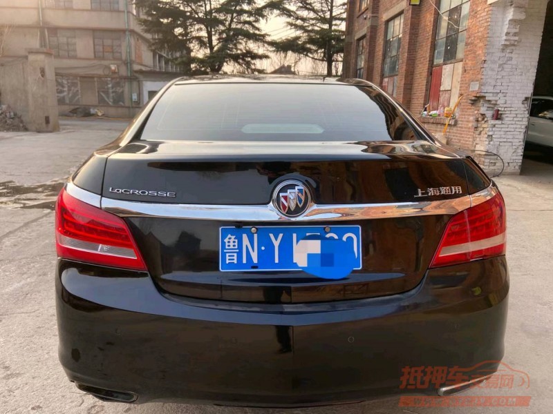 济南15年别克君越8