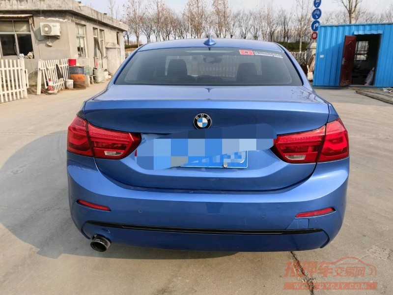 济南17年宝马1系9